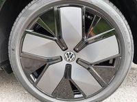 Neu VW Passat R-line 193 PS (141 kW) 2025 Reefblau metallic Kombi