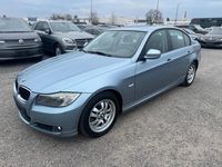 Gebraucht BMW 318 143 PS (105 kW) 2009 Blau Limousine