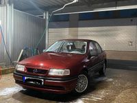 Gebraucht Opel Vectra 90 PS (66 kW) 1993 Rot Limousine