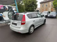 Gebraucht Hyundai i30 116 PS (85 kW) 2011 Silber Kombi