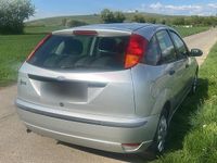 Usata Ford Focus 101 CV (74 kW) 2002 Argento Berlina