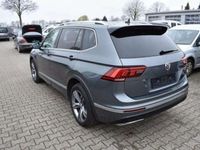 gebraucht VW Tiguan Allspace 2.0 TDI R-Line 4Motion NAVI PDC AHK KAMERA AUTOMATIK