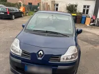 Usado Renault Modus 75 HP (55 kW) 2010 Azul Monovolume