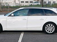 Gebraucht Audi A4 170 PS (125 kW) 2012 Weiß Kombi