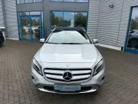 Usata Mercedes GLA200 156 CV (114 kW) 2017 Argento SUV