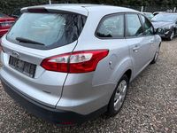 Gebraucht Ford Focus Trend 95 PS (69 kW) 2011 Silber Kombi
