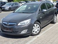 Gebraucht Opel Astra Edition 95 PS (69 kW) 2012 Grau Kombi