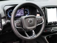 Gebraucht Volvo XC40 Plus 197 PS (144 kW) 2023 Weiß SUV