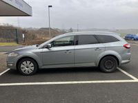 Gebraucht Ford Mondeo 140 PS (102 kW) 2013 Silber Kombi