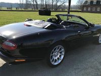 Second-hand Jaguar XKR 363 CP (266 kW) 2000 Negru Cabrio