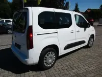 Gebraucht Opel Combo Life Edition 102 PS (75 kW) 2022 Weiß Limousine