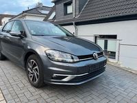 Gebraucht VW Golf VII Join 116 PS (85 kW) 2018 Grau Limousine