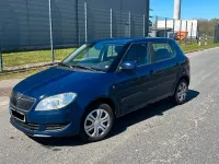 Gebraucht Skoda Fabia Ambition 75 PS (55 kW) 2013 Blau Limousine