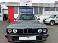 Gebraucht BMW 325 170 PS (125 kW) 1988 Delfingrau met. Limousine
