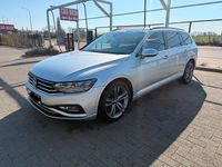 Gebraucht VW Passat 120 PS (88 kW) 2020 Silber Kombi