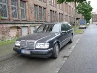 Gebraucht Mercedes E230 132 PS (97 kW) 1992 Andere farben Kombi