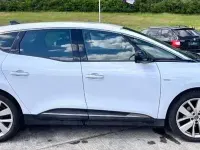Gebraucht Renault Scénic IV LIMITED 116 PS (85 kW) 2018 Weiß Van / Kleinbus
