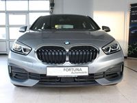 Gebraucht BMW 116 Advantage 109 PS (80 kW) 2022 Grau Kleinwagen