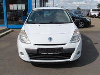 Gebraucht Renault Clio III Expression 75 PS (55 kW) 2010 Weiß Kleinwagen