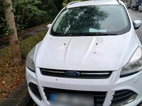 Gebraucht Ford Kuga 150 PS (110 kW) 2015 Weiß SUV