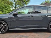 Gebraucht VW Golf VIII GTI 265 PS (194 kW) 2024 Grau Kleinwagen