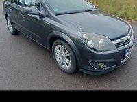 Gebraucht Opel Astra 2010 Grau Kombi
