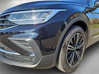 Gebraucht VW Tiguan Active 150 PS (110 kW) 2023 Deep black perleffekt SUV