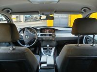 Gebraucht BMW 318 143 PS (105 kW) 2011 Silber Limousine