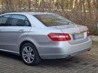 Gebraucht Mercedes E300 231 PS (169 kW) 2011 Silber Limousine