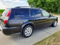 Gebraucht Ford Mondeo 125 PS (91 kW) 2005 Schwarz Kombi