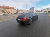 Gebraucht BMW 520 184 PS (135 kW) 2011 Schwarz Kombi