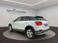 Gebraucht Audi Q2 Advanced 150 PS (110 kW) 2023 Weiß SUV