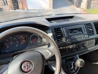 Gebraucht VW Transporter 102 PS (75 kW) 2016 Schwarz Van