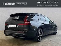Gebraucht Volvo V60 145 PS (106 kW) 2025 Kombi