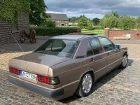 Gebraucht Mercedes 190 109 PS (80 kW) 1992 Braun Limousine