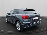 Gebraucht Audi Q2 S-Line 150 PS (110 kW) 2025 Grau (grau (daytonagrau perleffekt)) SUV