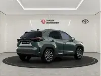 Neu Toyota Yaris Cross 92 PS (67 kW) 2026 Grün (ever rest green metallic) SUV