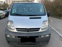 Gebraucht Opel Vivaro 101 PS (74 kW) 2005 Silber Van / Kleinbus