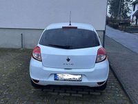 Gebraucht Renault Clio II Dynamique 75 PS (55 kW) 2009 Limousine