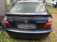 Gebraucht Mercedes C180 147 PS (108 kW) 2004 Blau Coupé