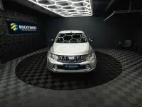 Gebraucht Mitsubishi L200 Plus 181 PS (133 kW) 2017 Silber Pickup