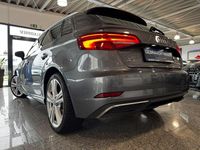 Gebraucht Audi A3 Sport 150 PS (110 kW) 2020 Grau Limousine