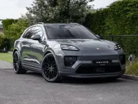 Gebraucht Porsche Macan 4 Electric Chrono 300 kW (408 PS) 2025 Grau SUV