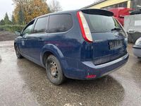 Gebraucht Ford Focus Viva 109 PS (80 kW) 2010 Blau Kombi