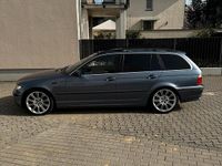 Gebraucht BMW 320 170 PS (125 kW) 2005 Blau Kombi