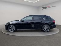 Gebraucht Audi A4 S-Line 204 PS (150 kW) 2023 Mythosschwarz metallic Kombi