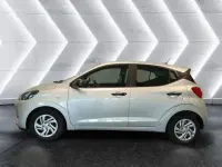 Gebraucht Hyundai i10 Pure 67 PS (49 kW) 2022 Silber Kleinwagen