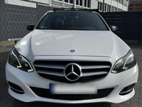 Gebraucht Mercedes E250 204 PS (150 kW) 2014 Silber Limousine