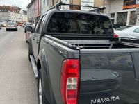 gebraucht Nissan Navara 2,5 DC I Platinum, Automatic voll Ausstattung