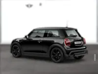 Gebraucht Mini Cooper Hatch 136 PS (100 kW) 2023 Schwarz metallic Kleinwagen